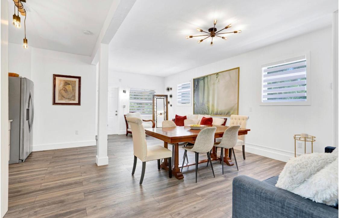 Casa Wellness Apartment Tamiami ภายนอก รูปภาพ